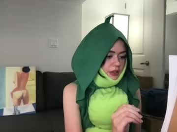 girl
        littlesugarpea cam image #1454555