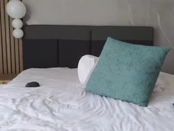 girl
        saradimond cam image #1902111
