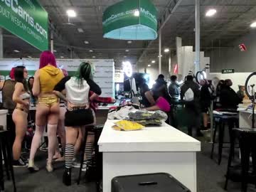 girl
        xvno cam image #243642