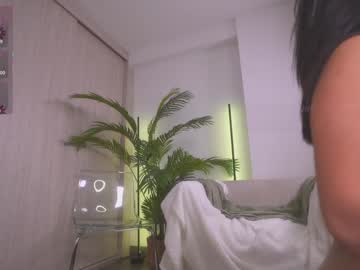 girl
        gigi_ulala cam image #4581040