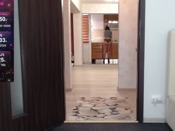 girl
        carmela_fox cam image #3031452