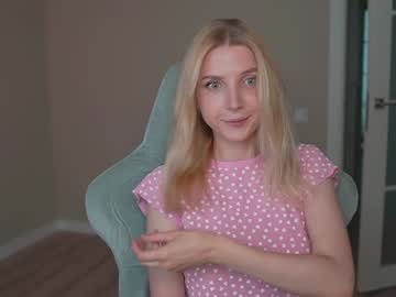 girl
        oh_honey_ cam image #3358157