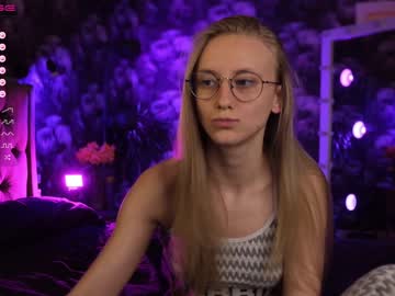 girl
        angeellina cam image #884683