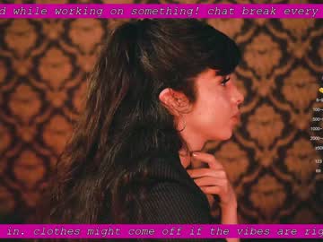 girl
        ingennui cam image #2593616