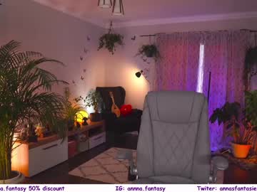 girl
        the_pussy_boulevard cam image #1273682