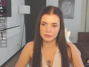 girl
        adri_dream cam image #4428145