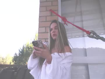 girl
        kendalltyler cam image #3728005