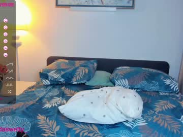 girl
        sun_shiiine cam image #1148649