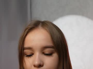 girl
        yeepshyy cam image #3603998