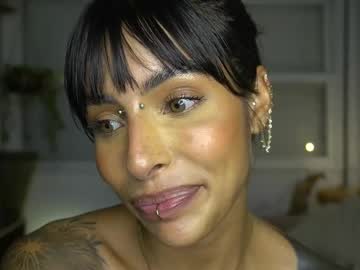 girl
        kaligray10 cam image #4082866