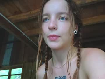 girl
        my_mia_ cam image #4520164