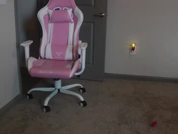 girl
        alex499990 cam image #3947193