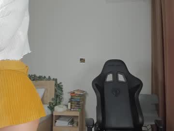 girl
        amilia4u cam image #2159310