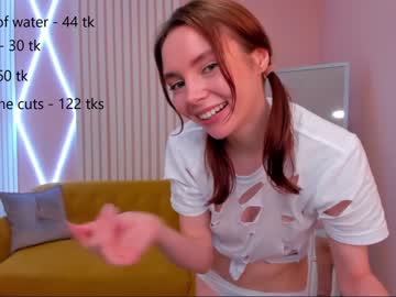 girl
        carly_coy cam image #180735