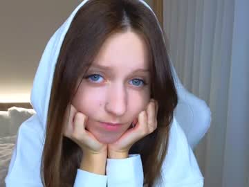 girl
        tadammary cam image #2361545