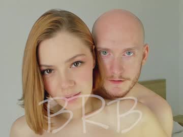 couple
        maypeach cam image #3140304
