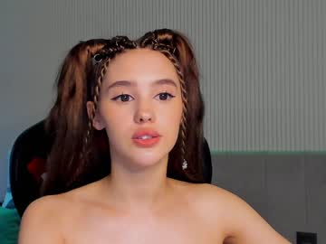girl
        angella_kleee cam image #1599121