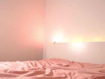 girl
        reei__ cam image #2202797
