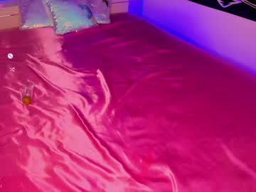 girl
        daphnemadison cam image #1673557