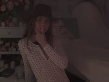 girl
        hannasthesia cam image #1877042