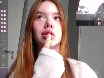 girl
        new_teya cam image #3145117