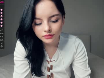 girl
        cute_caprice cam image #1215536