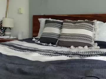 couple
        firstandsecond cam image #779236