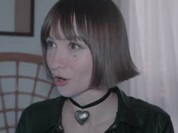 girl
        chaturbatable cam image #3893533