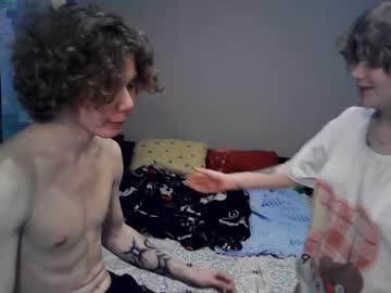 couple
        bestiefreaks cam image #656293