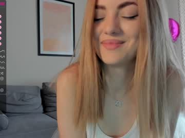 girl
        brilliantvictoria cam image #700810