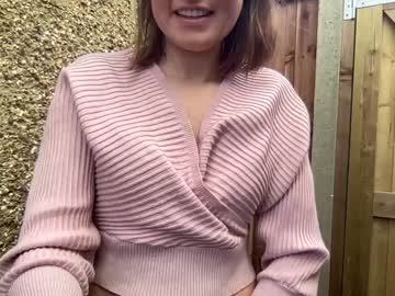 girl
        eatmypie69 cam image #1729952