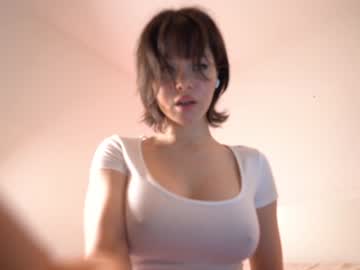 girl
        reei__ cam image #3102716