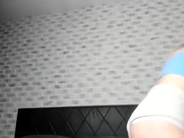 couple
        vivi_beam cam image #422581