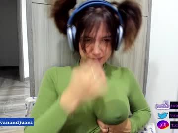 girl
        vanandjuani cam image #397321