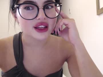 girl
        playnofuckinggames cam image #290642