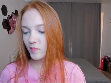girl
        mollybellx cam image #1464769