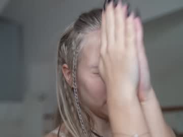 girl
        appr0ved cam image #3642054