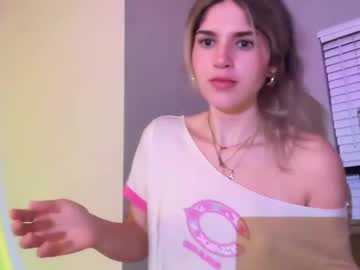 girl
        imrubyy cam image #3906732
