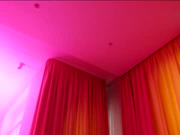 girl
        aveksmr cam image #1863650