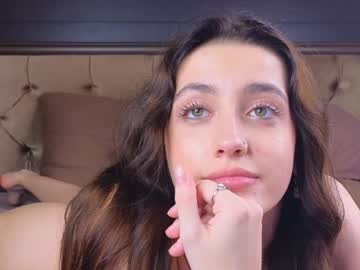 girl
        chloe_rizzi cam image #3602284