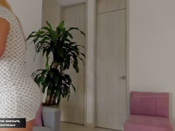 girl
        amelie_bunny_real cam image #2186944