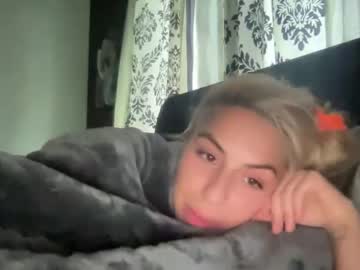 girl
        avamonroexo cam image #1438185
