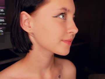 girl
        dawnbaber cam image #3105597
