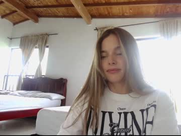 girl
        kendalltyler cam image #4038536