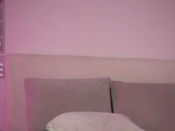 girl
        honeyyykate cam image #3416831