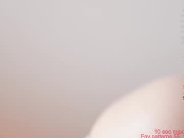 girl
        jelli_jennifer cam image #3686346