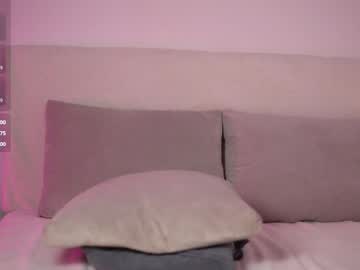 girl
        honeyyykate cam image #3397128