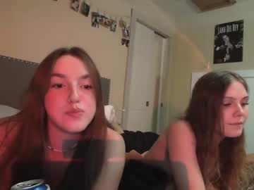girl
        tiffany_samantha cam image #1320925