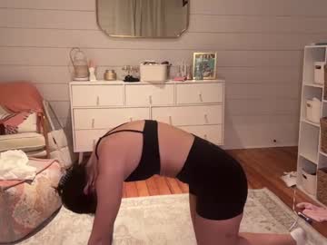 girl
        adorablair cam image #3752182