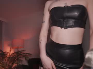 girl
        auddicted cam image #2082825